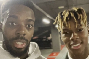 毕巴社媒晒威廉姆斯兄弟唱助威歌曲视频，庆祝尼科续约