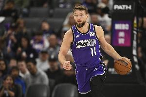 开云登录入口地址-美记：如果国王未来没有明确方向 小萨博尼斯很可能会申请交易