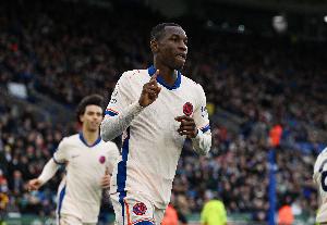 开云登录入口地址-电讯报：拜仁对签下杰克逊越来越乐观，各方均有意促成交易